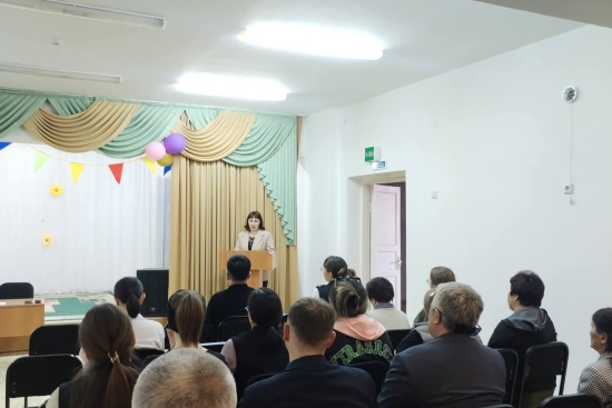 Сегодня в КГУ «Мичуринская средняя школа» прошло родительское собрание.